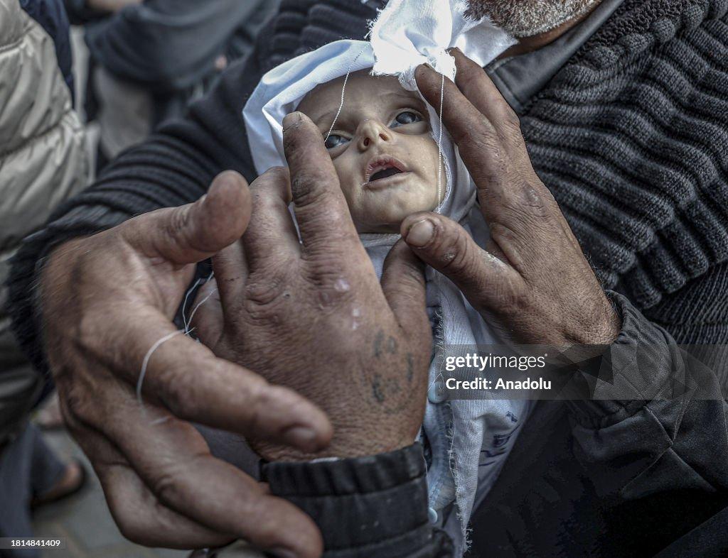 israeli-attacks-resume-at-gaza-after-humanitarian-pause-1055620237.jpg